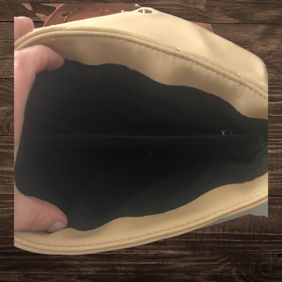 Crossbody Bag Lightweight Adjustable Chain Strap Quilted Design - Picture 5 of 6